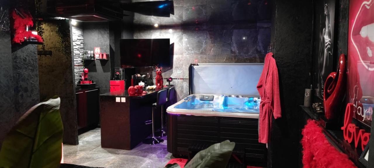 גרנובל Loft Romantique Hammam Spa Privatif Playroom מראה חיצוני תמונה